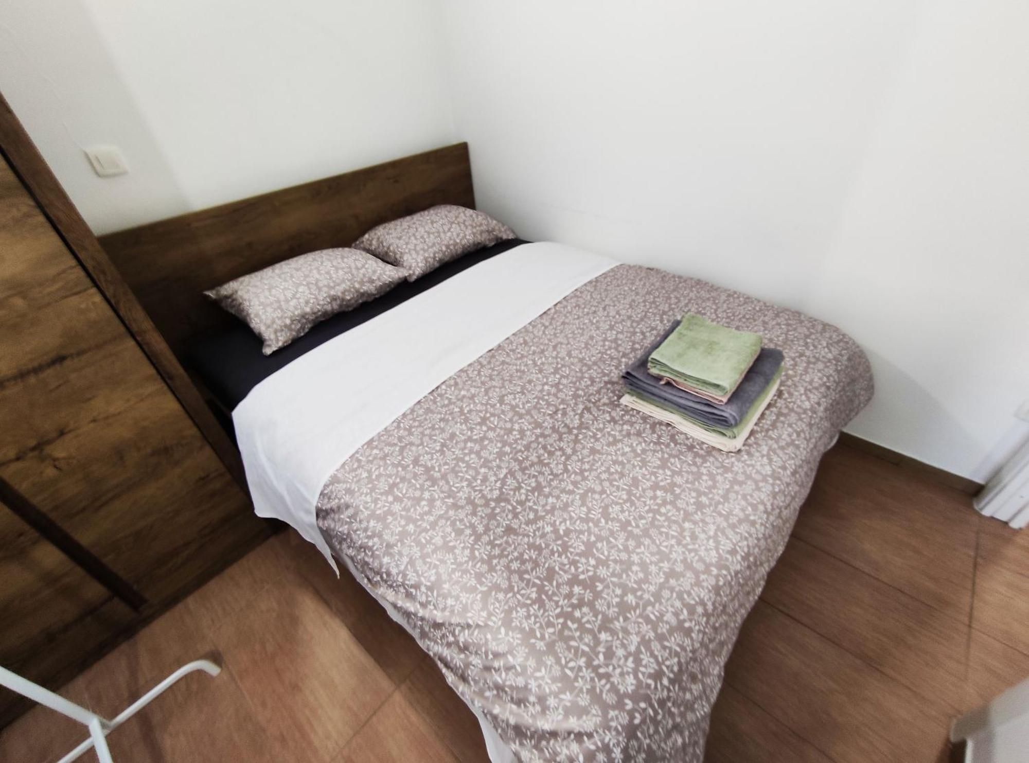 Studio Apartment Sisters 3-4 Ljubljana Exteriör bild